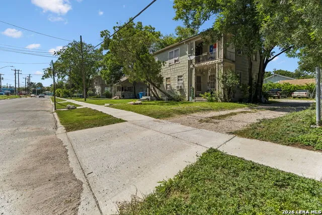 641 E ASHBY PL San Antonio, TX 78212