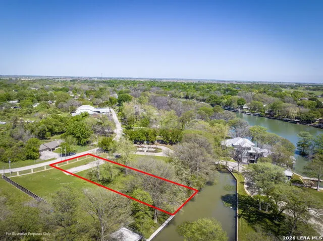 108 Cypress McQueeney, TX 78123