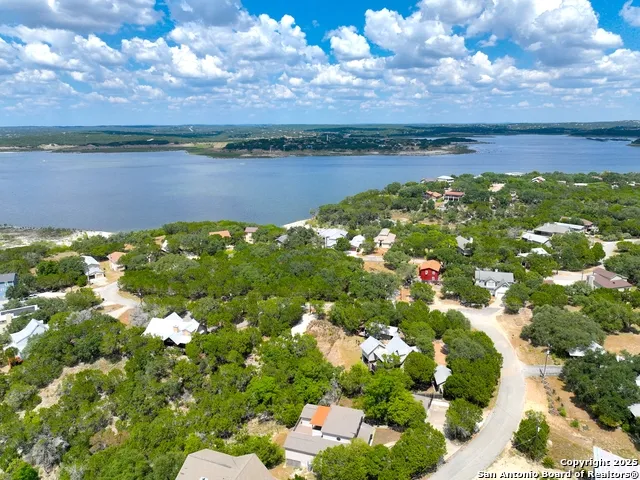 861, 881 Riviera Canyon Lake, TX 78133