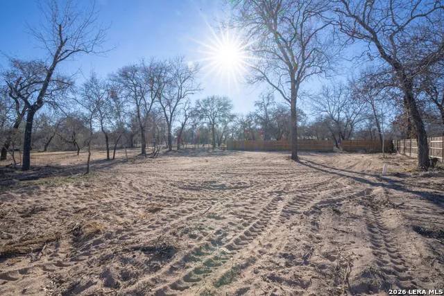 176 PR HURON LN San Antonio, TX 78264