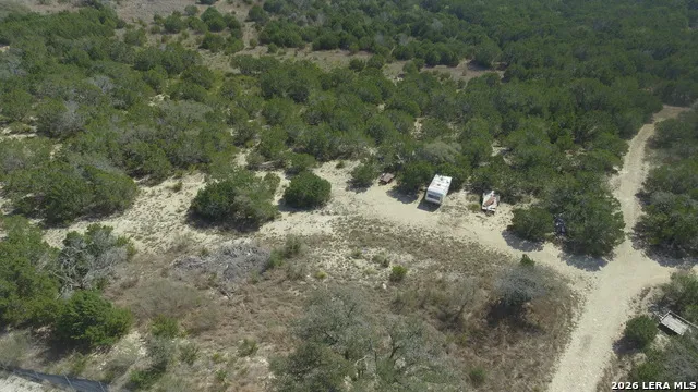 100 Manana Blanco, TX 78606