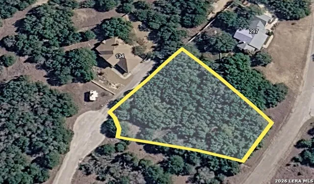 0 Red Bud Cir Bandera, TX 78003
