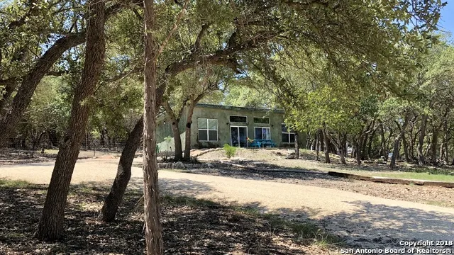191 Paw Print Blanco, TX 78606