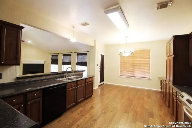3326 MINERAL CRK San Antonio, TX 78259