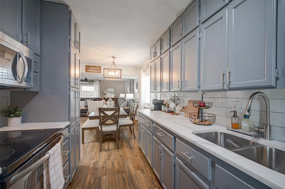2916 Lockwood Drive Carrollton, TX 75007