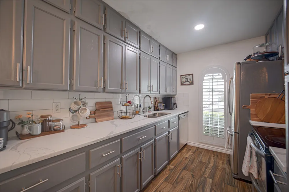 2916 Lockwood Drive Carrollton, TX 75007