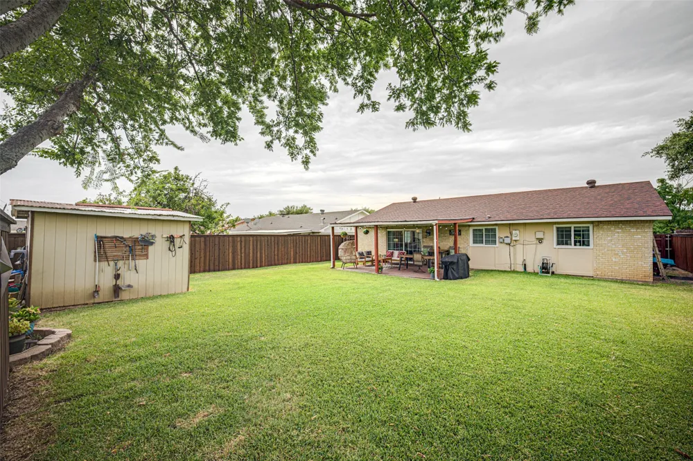 2916 Lockwood Drive Carrollton, TX 75007