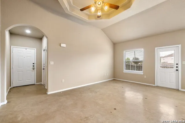 216 STONE GATE DR New Braunfels, TX 78130
