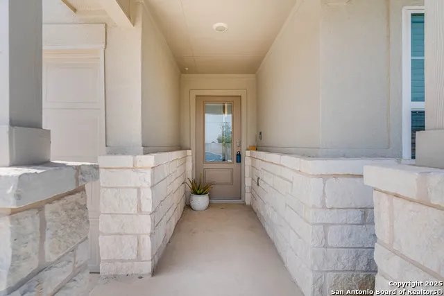 9811 Kalm Brome San Antonio, TX 78254