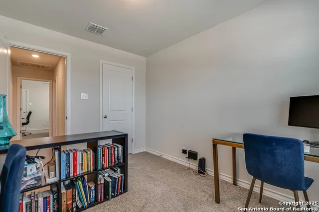 9811 Kalm Brome San Antonio, TX 78254