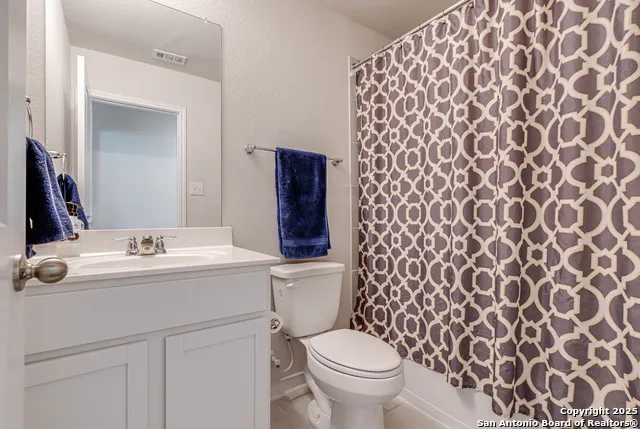 9811 Kalm Brome San Antonio, TX 78254