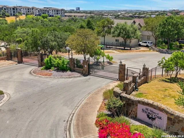 1427 NICHOLAS MNR San Antonio, TX 78258