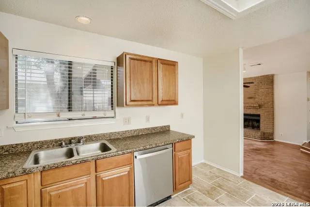 6206 Candleview San Antonio, TX 78244