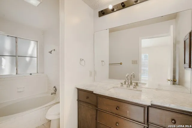 6206 Candleview San Antonio, TX 78244