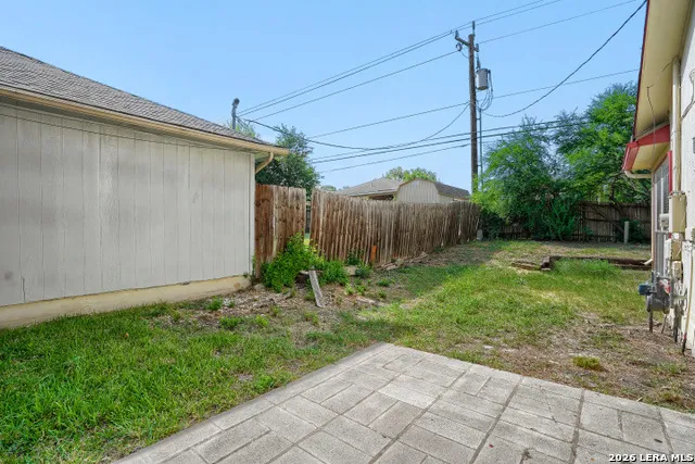 6206 Candleview San Antonio, TX 78244