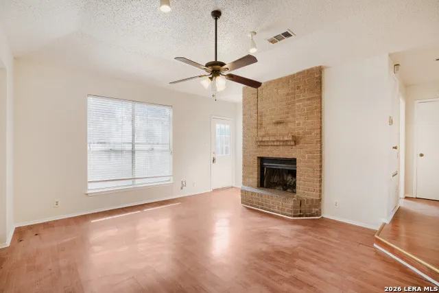 6206 Candleview San Antonio, TX 78244