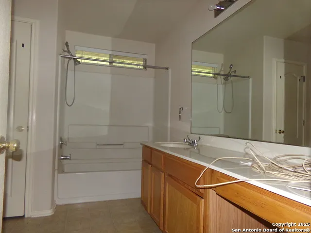 7310 Painter Way San Antonio, TX 78240