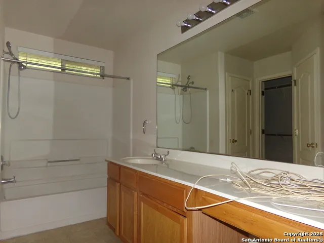 7310 Painter Way San Antonio, TX 78240