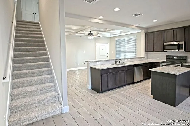 1661 BARRETT AVE New Braunfels, TX 78130