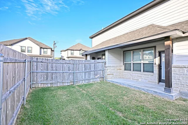 1661 BARRETT AVE New Braunfels, TX 78130