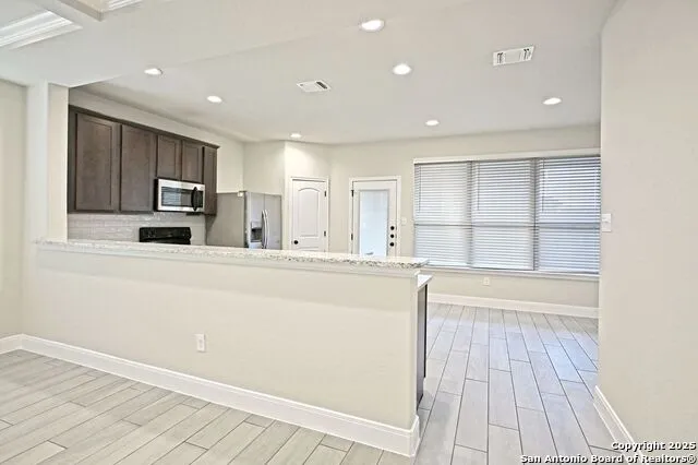 1661 BARRETT AVE New Braunfels, TX 78130