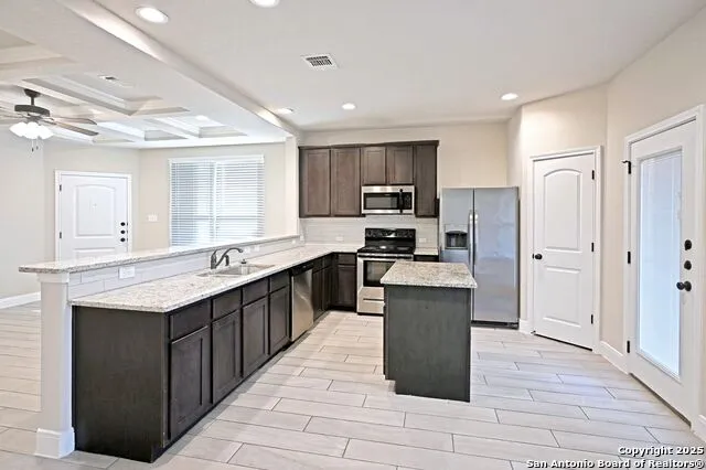 1661 BARRETT AVE New Braunfels, TX 78130