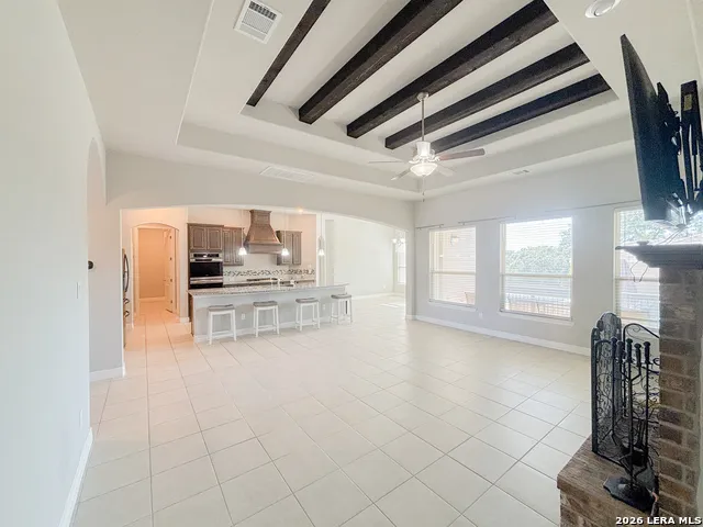 268 Englewood Ln Castroville, TX 78009