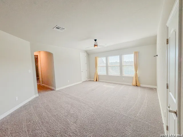 268 Englewood Ln Castroville, TX 78009