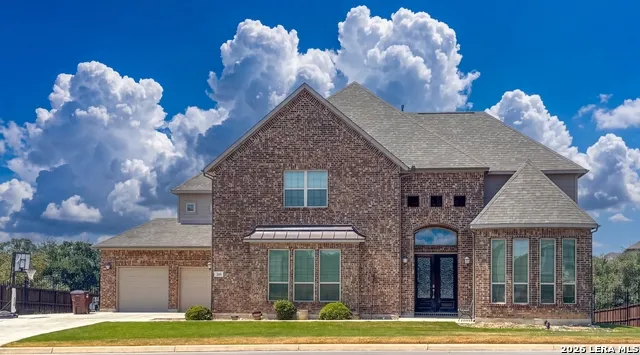 268 Englewood Ln Castroville, TX 78009