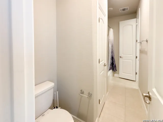 268 Englewood Ln Castroville, TX 78009