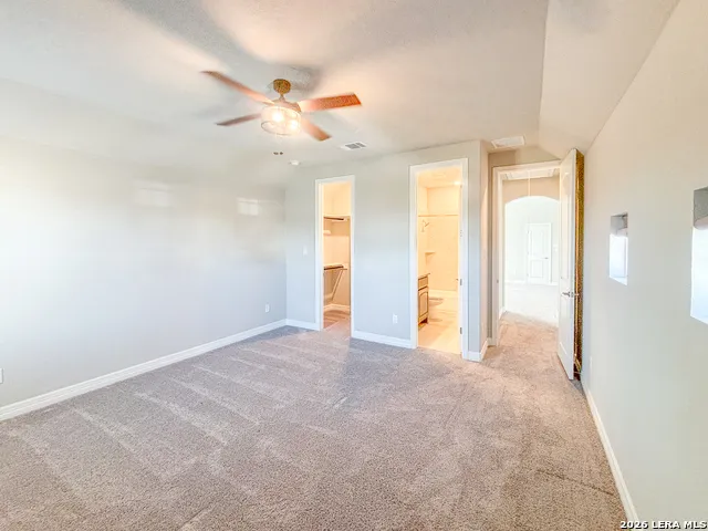 268 Englewood Ln Castroville, TX 78009