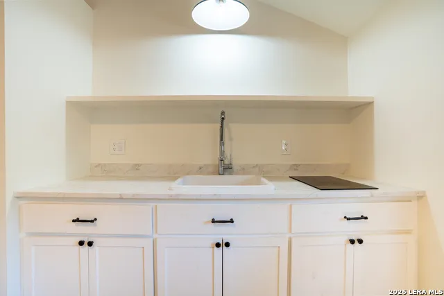 507 HIGH ST Comfort, TX 78013