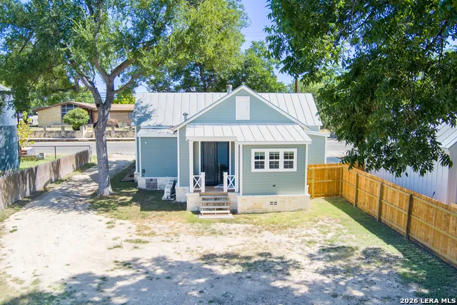 507 HIGH ST Comfort, TX 78013