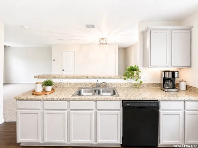3627 Southton San Antonio, TX 78222