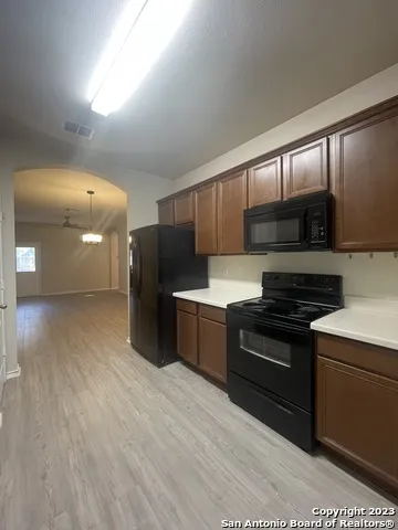 7214 SUNNY DAY San Antonio, TX 78240