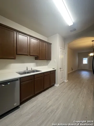 7214 SUNNY DAY San Antonio, TX 78240