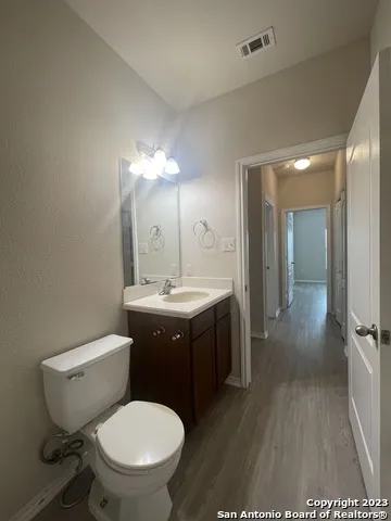 7214 SUNNY DAY San Antonio, TX 78240