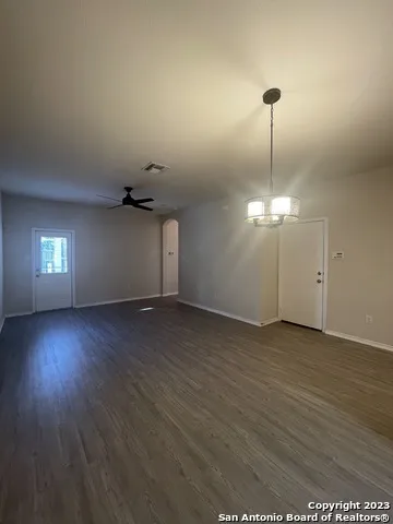 7214 SUNNY DAY San Antonio, TX 78240