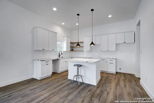2425 Monterey St San Antonio, TX 78207