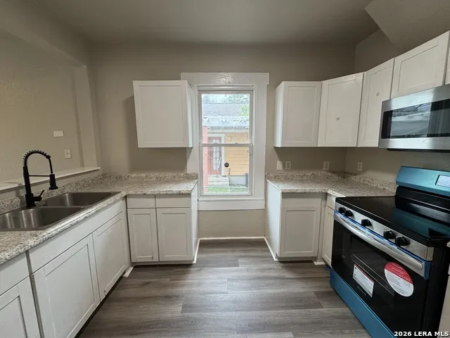 420 Clark Ave San Antonio, TX 78203