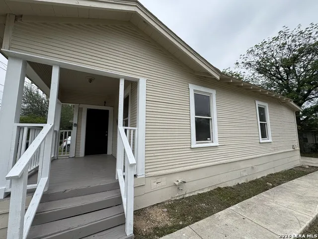 420 Clark Ave San Antonio, TX 78203