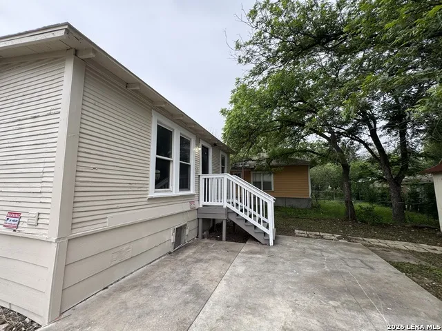 420 Clark Ave San Antonio, TX 78203