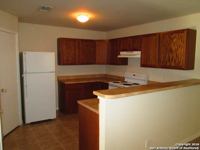 10003 Vasso View Unit 4 Converse, TX 78109