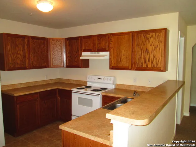 10003 Vasso View Unit 4 Converse, TX 78109