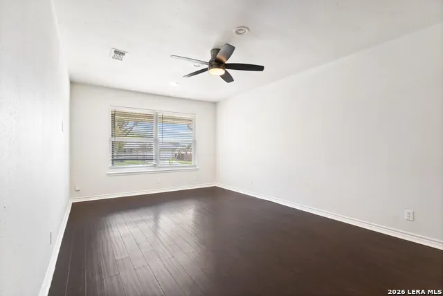 115 Da Gama Universal City, TX 78148