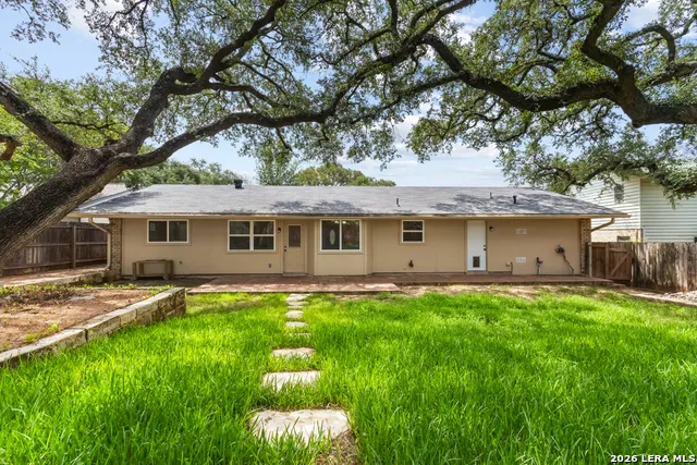 115 Da Gama Universal City, TX 78148