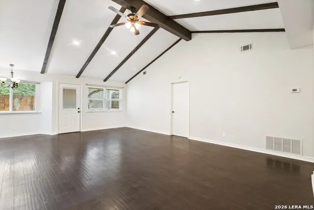 115 Da Gama Universal City, TX 78148