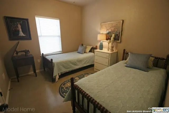 2548 PAHMEYER RD New Braunfels, TX 78130