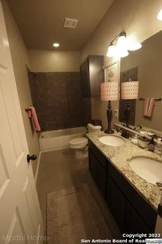 2548 PAHMEYER RD New Braunfels, TX 78130