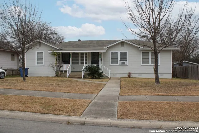 2825 W WOODLAWN AVE San Antonio, TX 78228